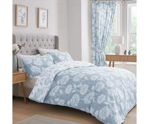 Dreams & Drapes Set copripiumino con crisantemo - Super King 260 x 220 cm - Biancheria da letto reversibile blu floreale - design chiaro e blu scuro - morbido al tatto - 2 federe - facile da pulire