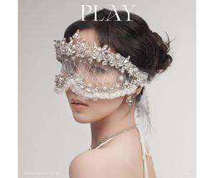 DUE VOLTE MISAMO PLAY MINA Edition CD + libretto + scheda visiva + adesivo Ja...