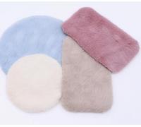 DUINIU 8 Mini Tappeti di Peluche, Lettere E Design Rotondo, Attrezzature per La Decorazione della Casa, Disposizione della Stanza delle Bambole, Mobili da Tavolo Creativi.