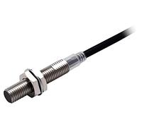 E2E-X2B1TL8 2M Sensore: induttivo OUT: PNP / NO 0-2mm 10-30VDC M8 2m IP67 100...