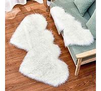 Easygou - Tappeto soffice a forma di cuore, in finta pelle di pecora, con doppio cuore, morbido, lungo, soffice, per camera da letto, divano, decorazione per la casa, per pavimenti (bianco, 35 x 70