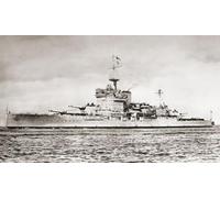 Editoriale HMS Warspite a Queen Elizabeth-class battleship From British Warships pubblicato 1940 Poster Print by Hilary Jane Morgan (19 x 11)