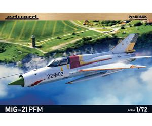 Eduard 70144 Mikoyan Gurevich MiG-21PFM ProfiPACK Edition 1:72 modellismo