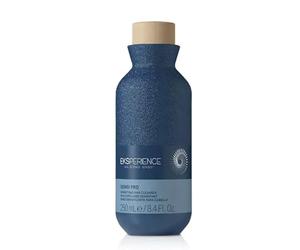 Eksperience Densi Pro Cleanser 250, trattamento adatto a un impiego regolare, trova spazio in molte situazioni della vita di ogni giorno, flacone da 250 ml perfetto per chi desidera una routine di cur
