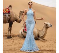 Elegante abito da sera a sirena con scollo alla halter, con corpetto aderente che valorizza la figura e gonna a sirena con cascata di perline per matrimoni, balli, gala e occasioni serali di alto live
