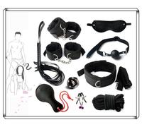 Elegante e di tendenza, il set di dadi sportivi in nylon nero da 10 pezzi vi darà un look sportivo!
