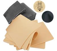 Emalla Kit di 58 bavaglini per la pratica del tatuaggio della pelle e dei tatuaggi - Kit di 58 bavaglini per tatuaggi finti con 8 pelli da 3 mm e 50 bavaglini neri a 3 strati impermeabili 33 x 45,7 cm