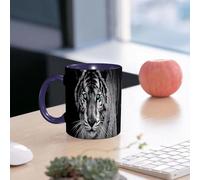 EMCLKS Tazze colazione,Durevole,Tazze Caffe e The 330ml,Idee Regalo Regali Natale,Mug per Lavastoviglie e Microonde,La tigre bianca è in cerca di cibo nella foresta. Panthera tigris corbetti nel suo