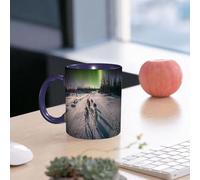 EMCLKS Tazze colazione,Durevole,Tazze Caffe e The 330ml,Idee Regalo Regali Natale,Mug per Lavastoviglie e Microonde,Un gruppo di cani da slitta che corrono sotto l'aurora boreale, cani da slitta attr