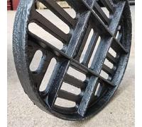 EMENKD Griglia Di Scarico Rotonda, Copertura Per Da Giardino, Griglia Di Scarico A Canale Per A Pavimento In Ghisa, Esterna, Filtro Per Bacinella(45x3cm-17.7x1.2in)