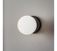 EMIBIG LIGHTING Applique Kiba, nero/oro, paralume sfera in vetro EMIBIG LIGHTING