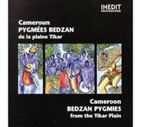 Ensemble Du Campement De Mbondé - Cameroun / Pygmées Bedzan de la plaine Tikar