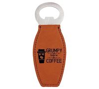 Enthoozies Grumpy Before Coffee - Apribottiglie magnetico in pelle grezza con incisione laser, 4,5 x 12,9 cm