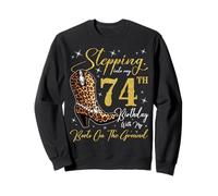 Entrando nel mio 74 ° compleanno con i miei stivali a terra Felpa