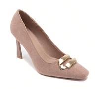 Escarpins élégants à talon fin et boucle decorative géométrique Stile affermativo con ces escarpins sophistiqués talon haut fin. Il design épuré est rehaussé d'une boucle decorative dorée au niveau de