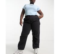 Esclusiva I Saw It First Plus - Joggers in denim a vita bassa lavaggio nero 46