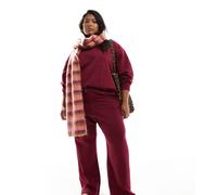 Esclusiva Renee Studio Plus x Holly Wynne - Joggers a fondo ampio bordeaux con logo "555" in coordinato-Rosso 50