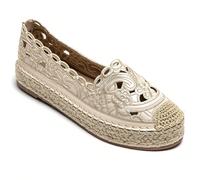 Espadrillas in pizzo - Eleganza bohémien per uno stile estivo Scopri l'eleganza intemporelle con le espadrillas en dentelle, semifreddi per un look bohème chic. Concessioni per offrire confort e raffi