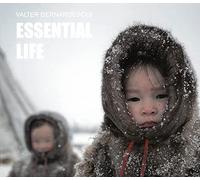 Essential life. Ediz. italiana e inglese