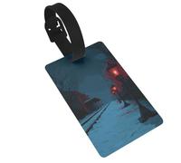 Etichette per bagagli con lanterne gotiche lungo il sentiero innevato, etichetta identificativa per valigie, ideale per viaggi e crociere