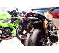 EVOTECH KIT PORTATARGA TRIUMPH SPEED TWIN 1200 / RS 2025 + LUCE + CATADIOTTRO