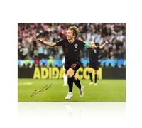 Exclusive Memorabilia Foto del Calcio croato autografata da Luka Modric