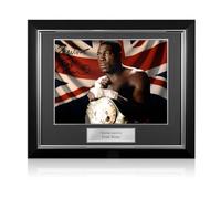 Exclusive Memorabilia Foto di Boxe autografata da Frank Bruno: Campione WBC. Cornice Deluxe