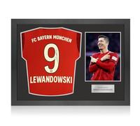 Exclusive Memorabilia Maglia del Bayern Monaco 2018-19 autografata da Robert Lewandowski. Cornice Icon