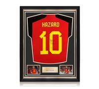 Exclusive Memorabilia Maglia del Belgio autografata da Eden Hazard. Montatura di Alta qualità.