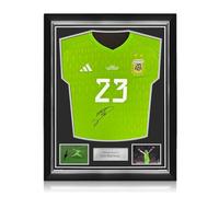Exclusive Memorabilia Maglia dell'Argentina autografata da EMI Martinez. Cornice di qualità Superiore