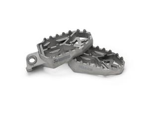 F-KTM12T1 - Set Pedane Poggiapiedi Akrapovic Titanio KTM 690 Enduro R (08-26)