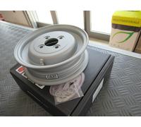 FA 5605 CERCHIO RUOTA TUBELESS VESPA D'EPOCA VARI MODELLI 125-150 RUOTA 8 POLLIC