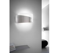 Fabas Luce Applique da parete in metallo con diffusore in vetro dal design moder