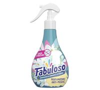 Fabuloso Spray per Tessuti Rinfresca e Rimuove Le Pieghe 250 ml, Elimina Le Pieghe, Rinfresca i Capi, Non Macchia i Tessuti Classici, Dermatologicamente Testato