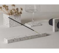 FacciamoCASA Portaincenso in Graniglia di Marmo, Bruciatore di Incensi Artigianale, Porta Incenso Elegante e Sostenibile, Bruciaprofumi per Ritual Aromatici e Diffusore ambiente (Bianca)