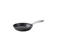 Fackelmann 683980 Padella per tutti i fuochi, 20 cm, senza PFAS, padella senza PFAS, padella antiaderente, padella per tutti i fuochi, stufa a induzione, alluminio, nero, 20 cm