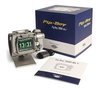 Fallout Pip-Boy: Replica in memory foam a grandezza naturale indossabile per cosplay, con schermo LCD con 45 animazioni, radio FM, sveglia e supporto, regalo da collezione con licenza ufficiale Amazon