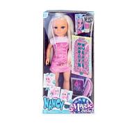 Nancy, Magic Styles, con lunghi capelli per poter creare acconciature, con accessori che si illuminano al buio. Per bambine/I dai 3 anni, Famosa NAC67000;