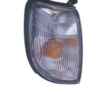 Fanale Anteriore Bianco Per Nissan Pick-up 720 D22 Lato Dx 1997/08-2002/03 Dx