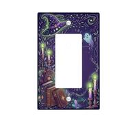 Fanciful Witchy Fantasy Witch Hat Singolo Rocker Interruttore Luce | Motivi spettrali fantasma, libri di incantesimi mistici, Accenti di candele incandescenti, sfondo celeste fantasy