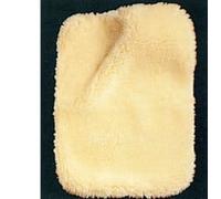 Farmacare VELLO ANTIDECUBITO IN LANA NATURALE MISURA 100X70CM. INDICAZIONI: PREVENZIONE PIAGHE DA DECUBITO, DECORSI POST-OPERATORI E NEI LUNGODEGENTI, INCONTINENTI ALLETTATI O IN CARROZZELLA