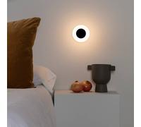 FARO BARCELONA Applique LED Moy in nero con paralume di vetro FARO BARCELONA