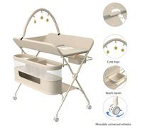 Fasciatoio mobile con arco portagiochi per neonati e bambini piccoli, fasciatoio pieghevole con cestello portaoggetti a 2 ripiani, carico massimo 25 kg, 73 x 80 x (86-94) cm Questo tavolo pieghevole è