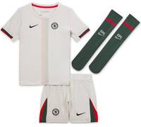 Fc Chelsea 2025/26 Stadium Away, 3 pezzi Nike Replica Maglia da calcio per bambini più piccoli, Phantom/Speed Red/Galactic Jade, HJ5616-031, M