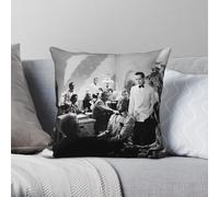 Federa quadrata in poliestere e velluto con scritta "Play It Again" di Sam Rick's Cafe