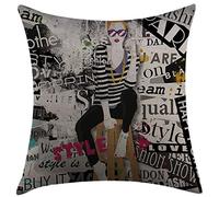 Federe Cuscino Fashion House Model Posing And Sitting On Tabouret with Clothes Street Style Print Black White Federa Moderna Cuscino Copricuscini per Casa 45X45 Cm