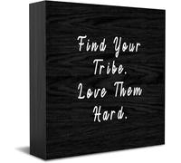 Feehiget Cartello decorativo in legno duro con scritta "Find Your Tribe Love Them", cartello da scrivania, rustico, decorazione da parete, 12,7 x 12,7 cm