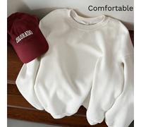 Felpa girocollo da donna leggera e comoda, a maniche lunghe, collezione Primavera/Estate 2026, disponibile in diversi colori. Le tinte unite valorizzano l'incarnato, offrendo un look sofisticato e raf