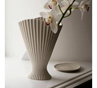 ferm LIVING Vaso a fontana, bianco, altezza 30,5 cm, ceramica ferm LIVING