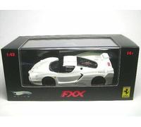 Ferrari FXX 2005 Pearl White Elite 1:43 Model N5610 HOT WHEELS